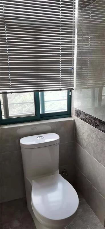 房东急售车站旁时代广场131平大三室采光佳楼层好证满两年