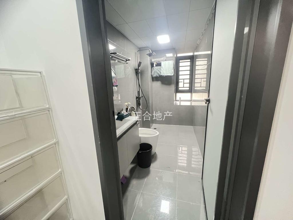 降价了，城南，捡漏，蓝天花园，精装三房，单价6000，小高层，基本未住，诚心出售