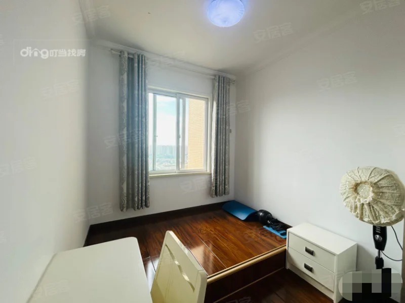 捡漏，亏本出售，翰林公馆，精装三房两卫，成色新，好楼层，拎包入住，证满二