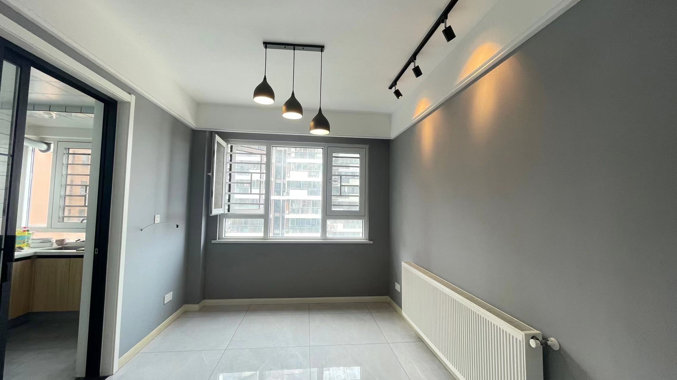 金域城邦.精装三房两卫.证件在手满二.看房方便