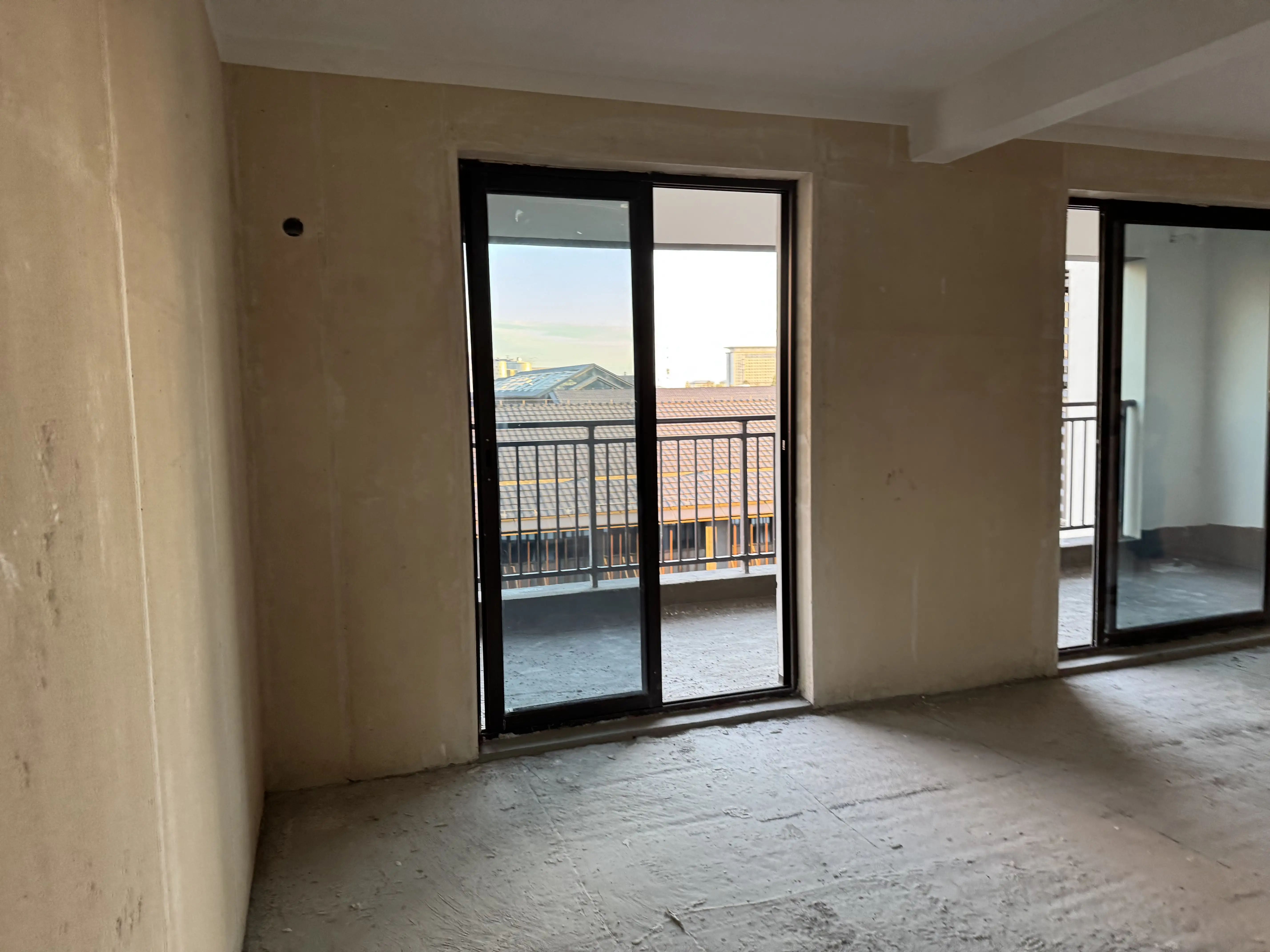 城南，吾悦广场，纯边户，现房，好楼层6楼，单价5900