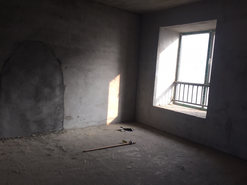 元泰未来城A区3室2厅1卫110平新证