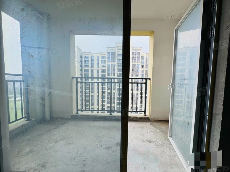 捡漏，城南，蓝天新城，单价4800，电梯好楼层，诚心出售