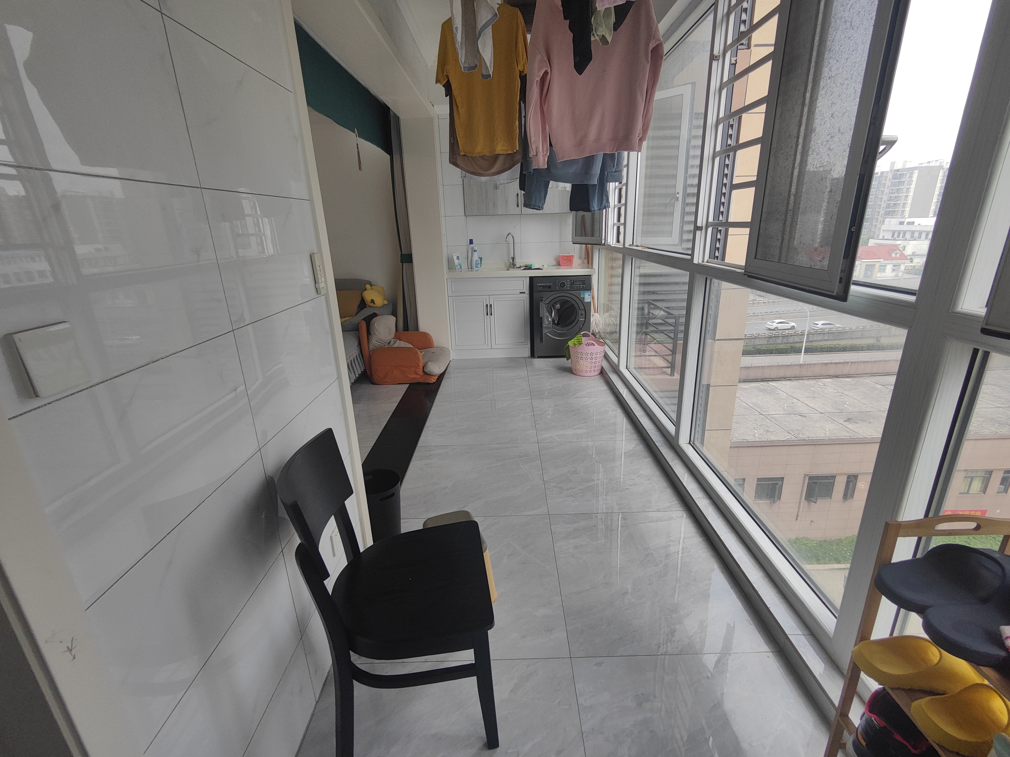 元泰未来城.精装四房.楼下就是學笑.出行方便.看房方便