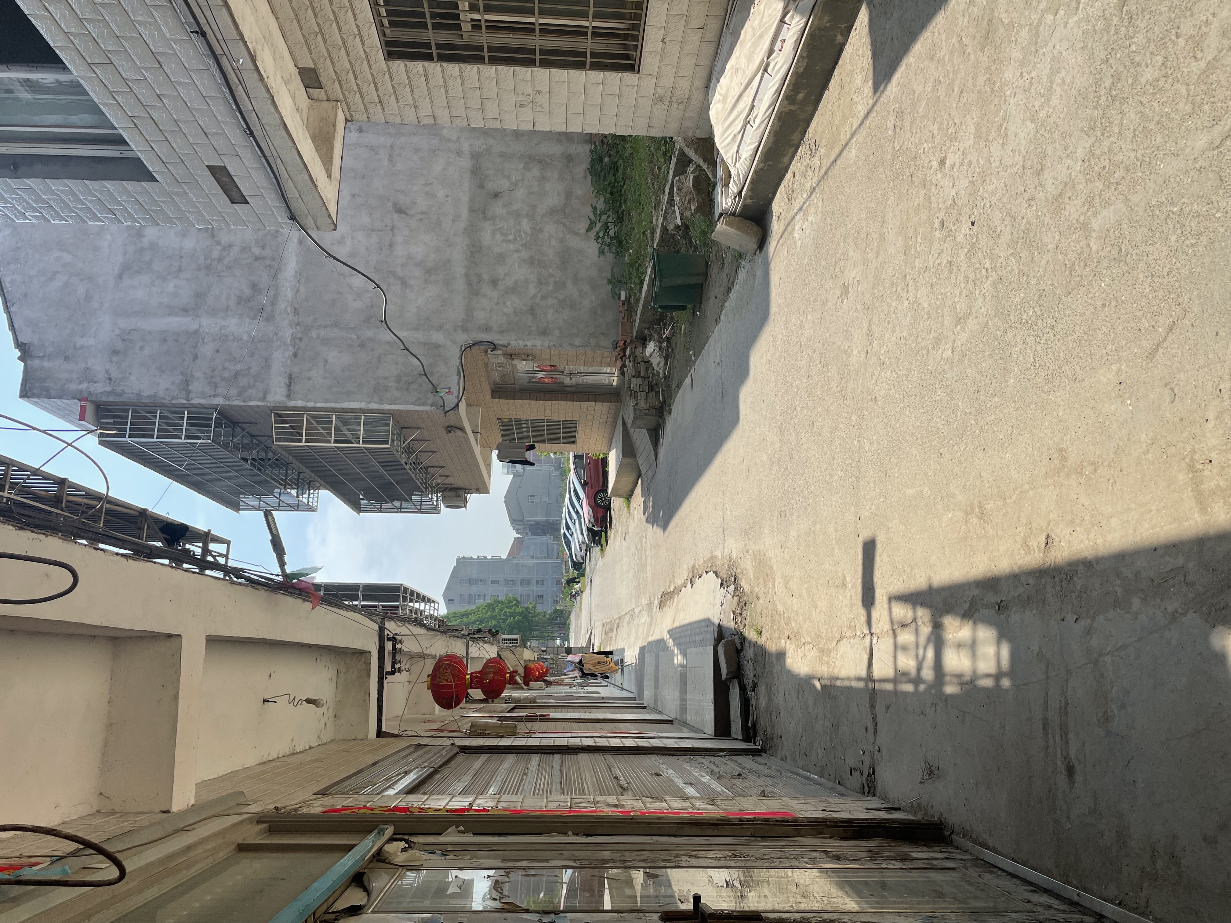 一中黄荆私房两间三层有房产证土地证