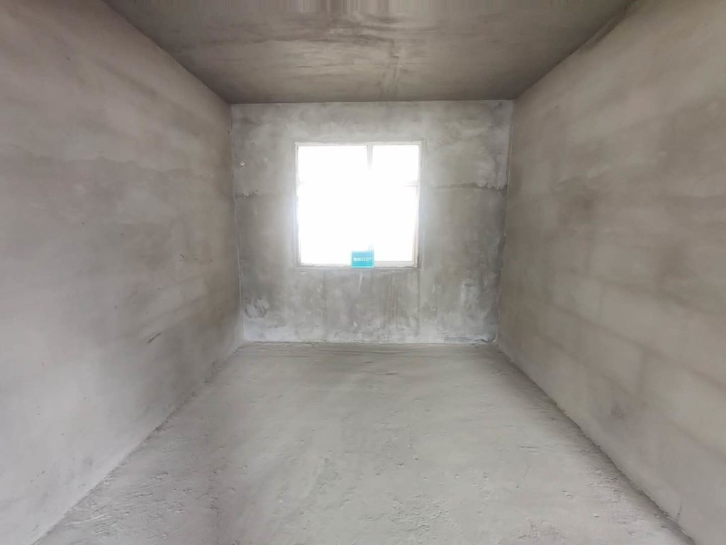 领秀城毛坯三房带车位品质小区1诚意出售！