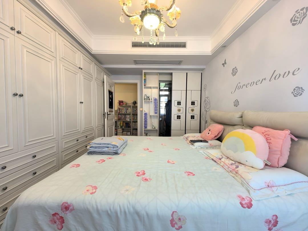 和合国际城3室2厅2卫精装修保养完好真的保养很好拎包即住！