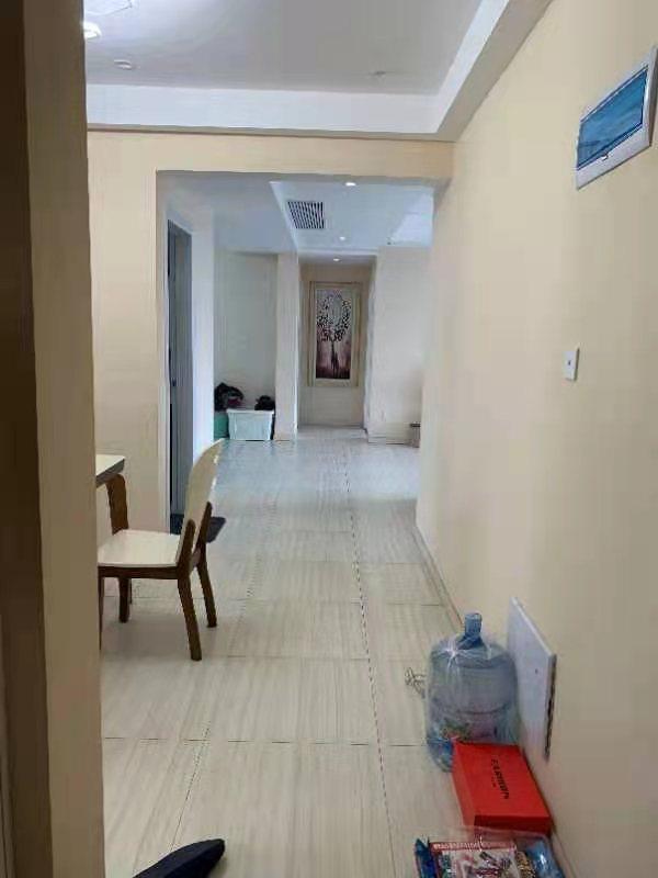 新城壹号二期精装两房可改三房接受按揭