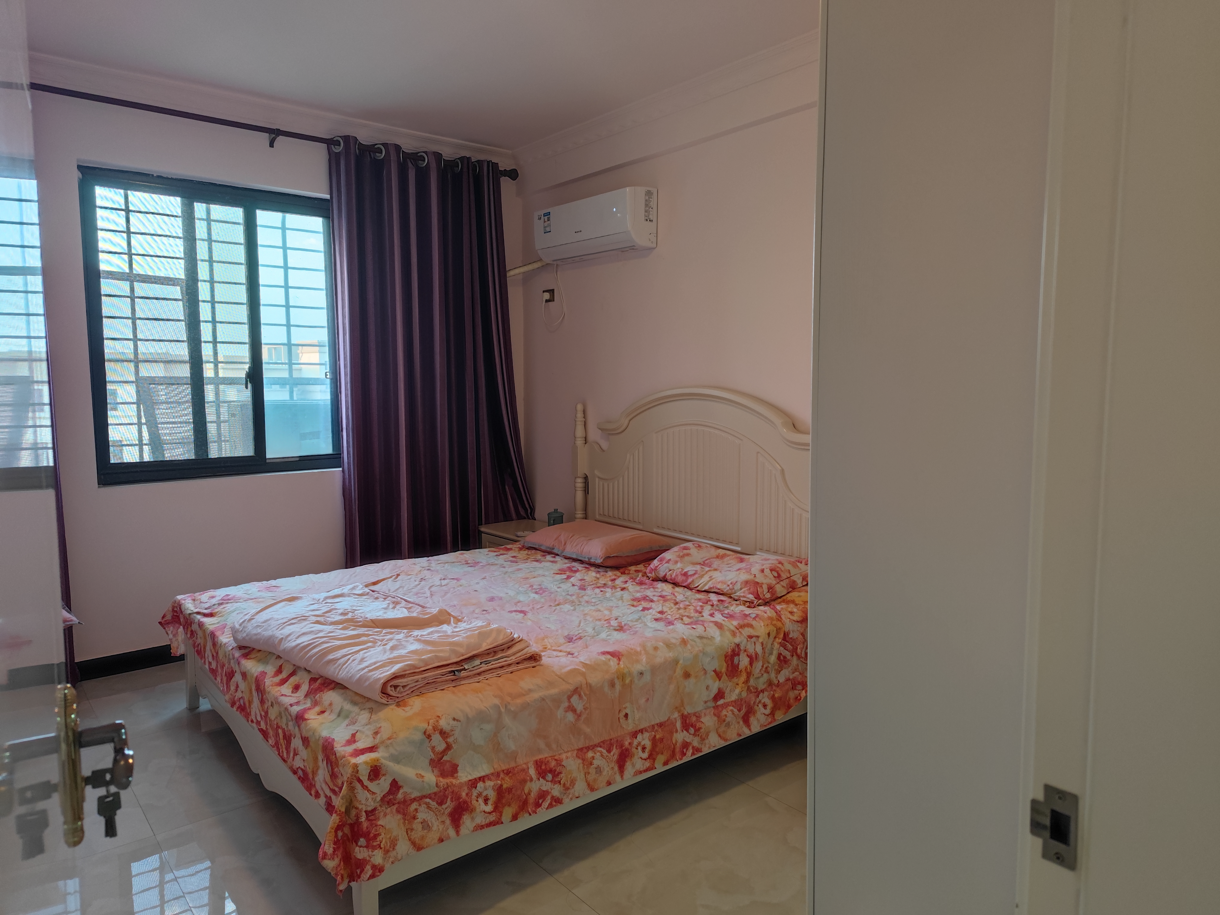 上林仙苑仙桃小二小旁精装三房小区环境好空气也好证件满二