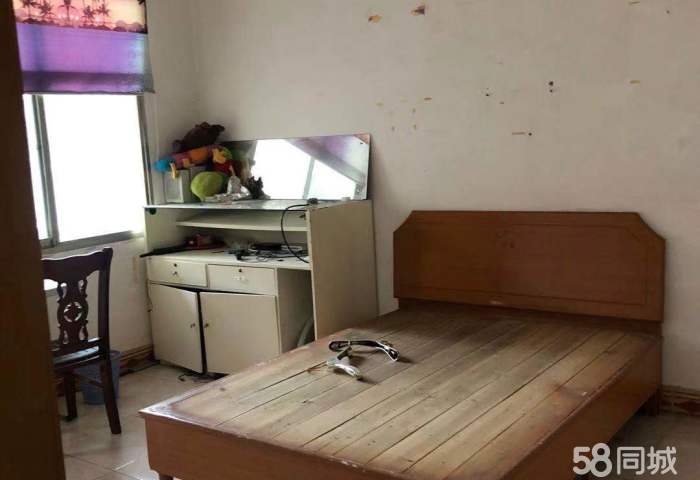 实验 正对面五星小区两房24万正满5