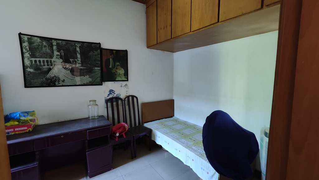 交通路实小仙源旁老检察院宿步梯三楼精装三房有院子能停车无物业管理费拎包即住