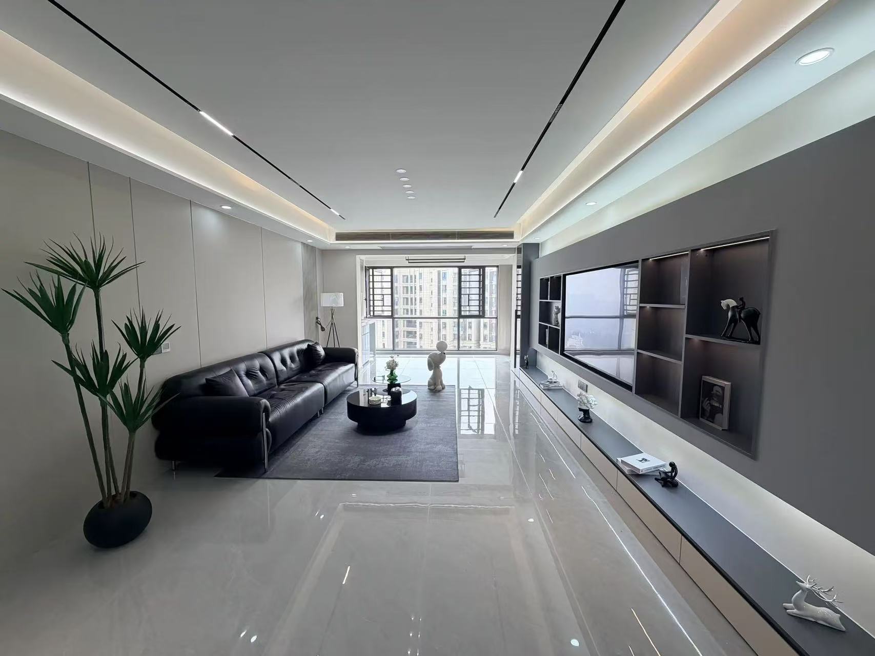 城南，御湖世家，湖景房，电梯好楼层，单价5600多，送车位证满二