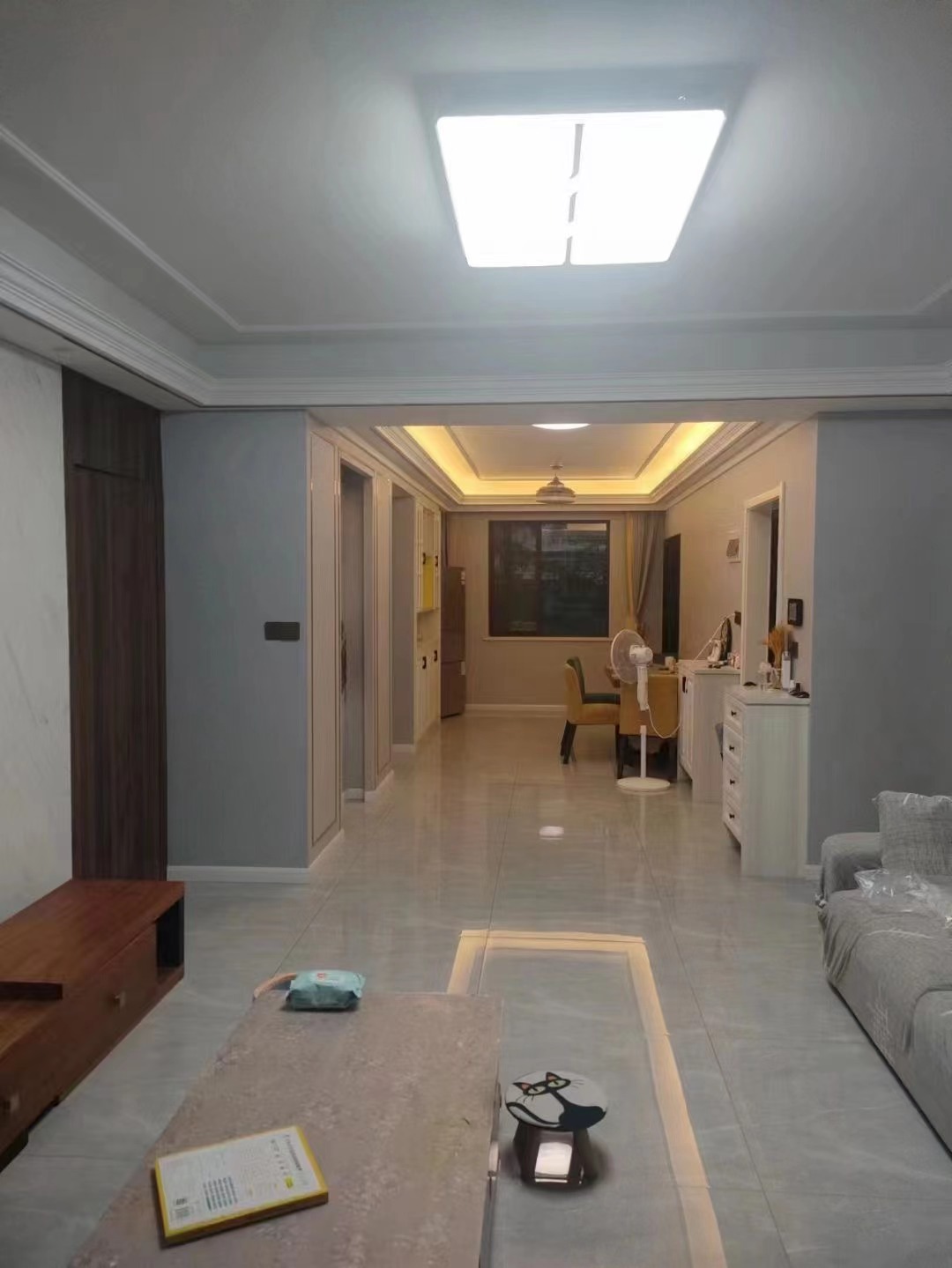 荣怀大三房出租装修新家电都齐全