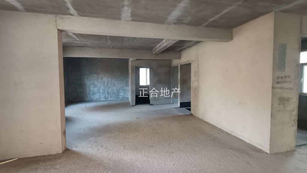 降价了，捡漏，城南，银孚领秀城，单价5500，西边户，带车位，证满二