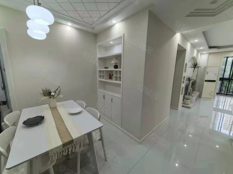 427，捡漏，和合国际，精装三房，老证，诚心出售