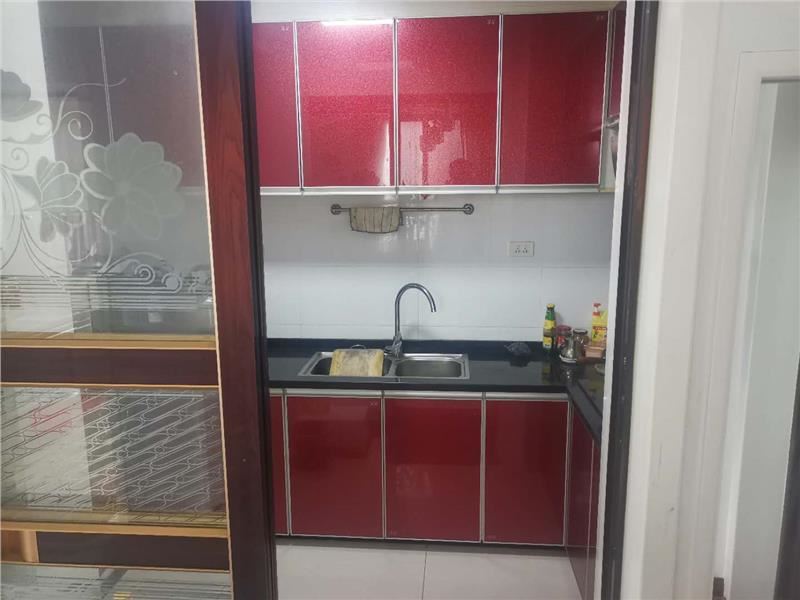  旁圣淘沙国际花园3室2厅电梯房精装采光好