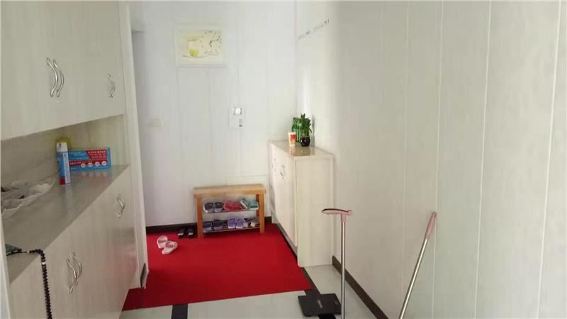 绿地华庭140精装修满二赠送小阳台步梯楼层好