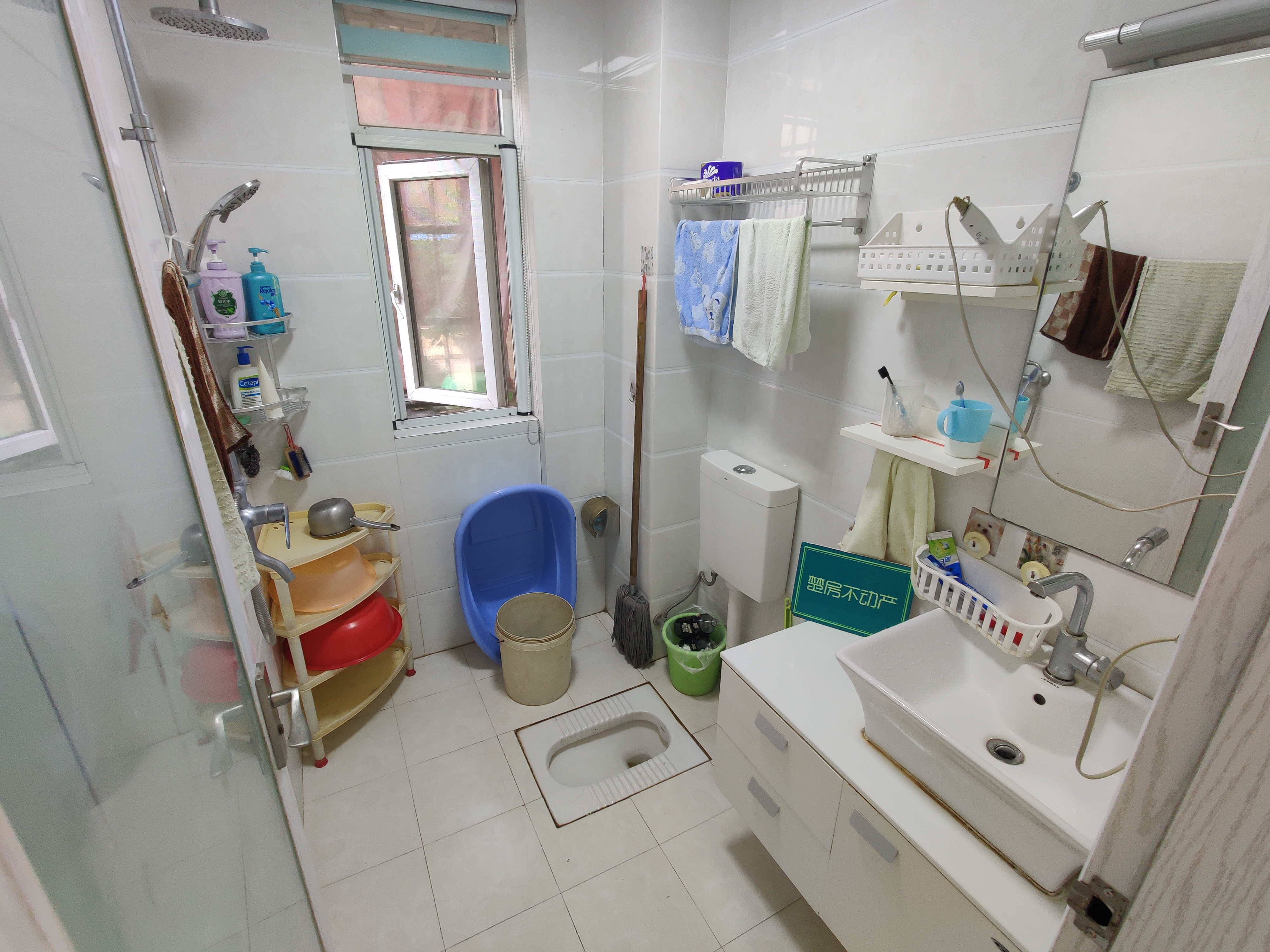 翰林公馆精装三房随看房出门就是一中也可以出租需要的看过来