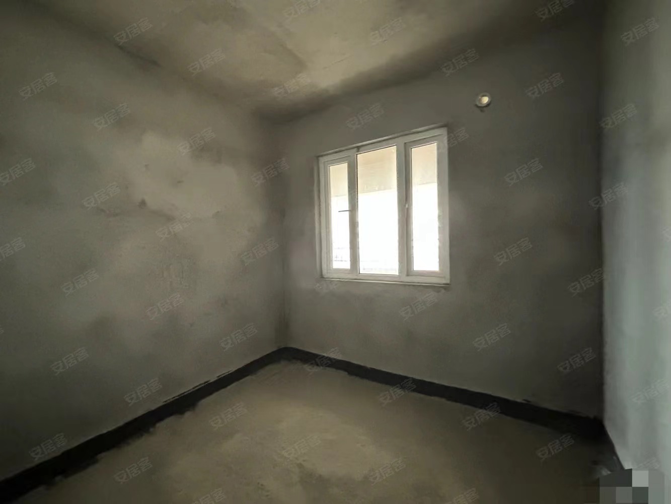 64，房东急售，捡漏，吾悦旁，碧桂园小三房，送车位，好楼层！