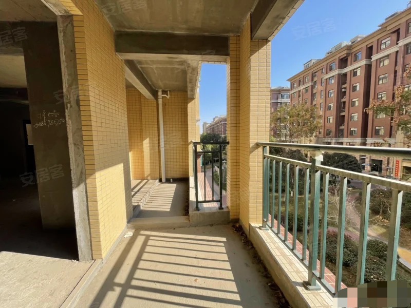 捡漏， ​城南， 新城壹号五期 ，电梯花园洋房 ，小高层， 好楼层 采光好，580单价 ，​证件满二