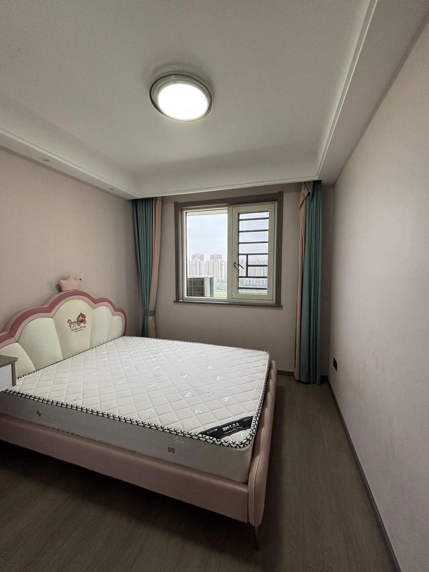 城南，荣怀，精装两房，小高层，中间好楼层，证满二