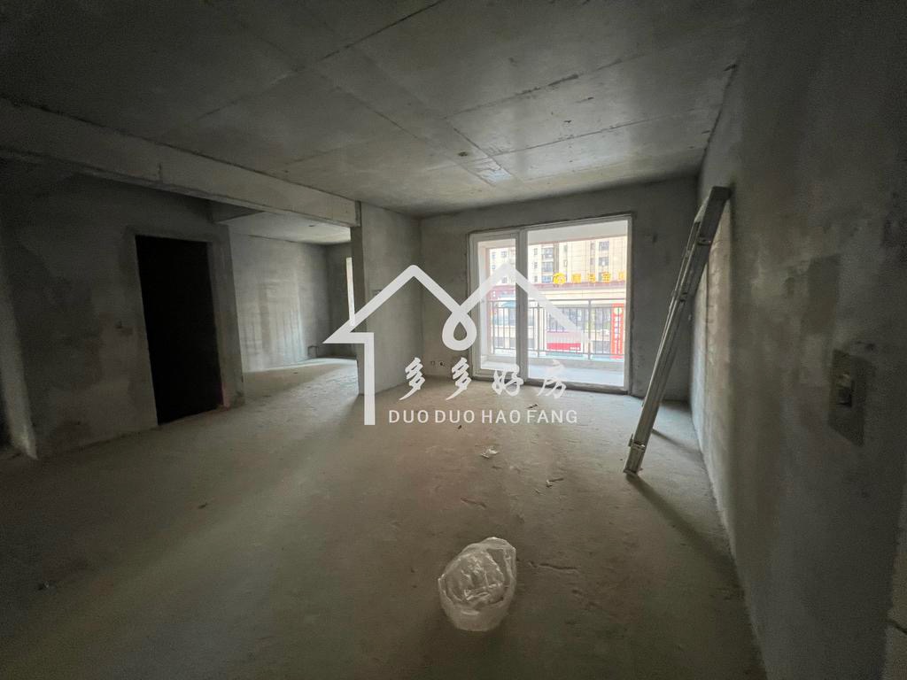 满庭春，单价才5K，你们喜欢的楼盘，绿化好，物业好，生活便利，院内校区