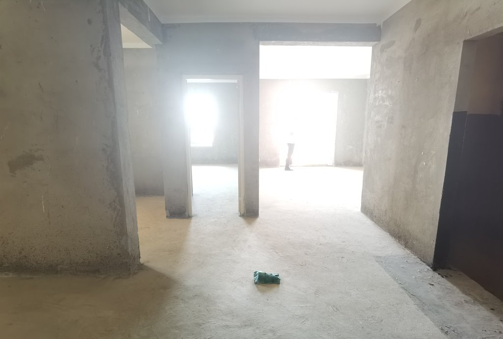 森林国际毛坯小三房户型方正方便看房业主诚心出售