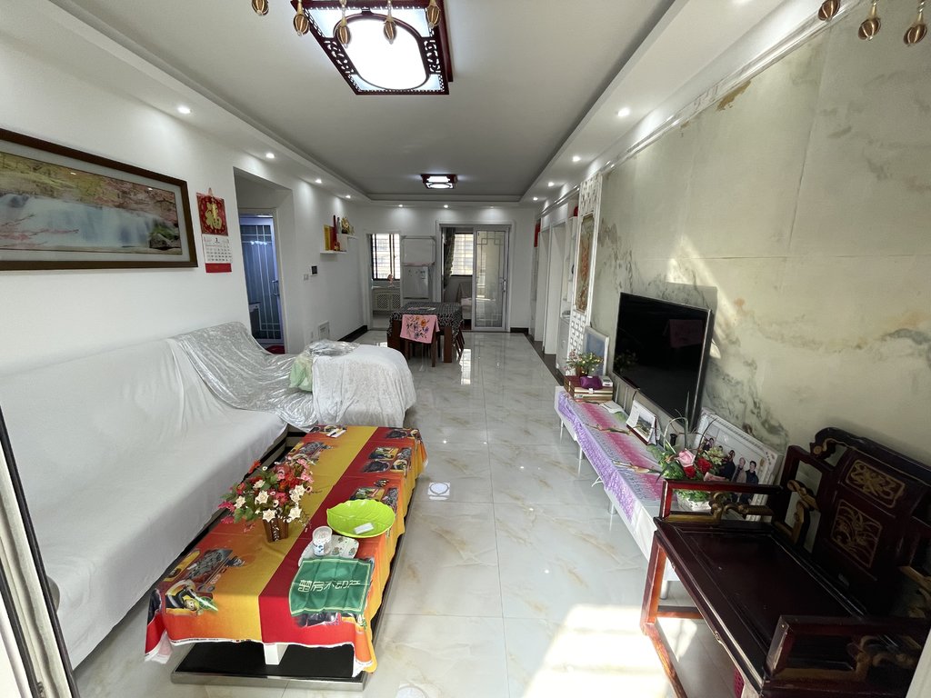 御台公馆精装修三房带全屋家电小区环境好老证