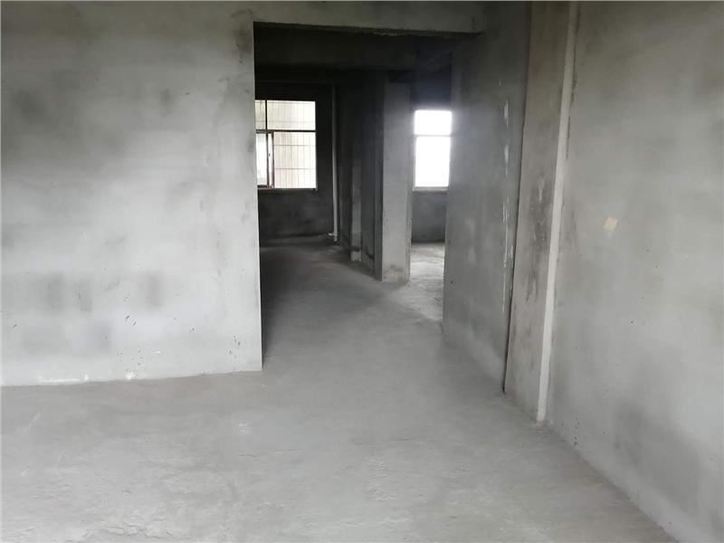 急售急售，房东外地置业，义星花园毛坯房户型好，快抢