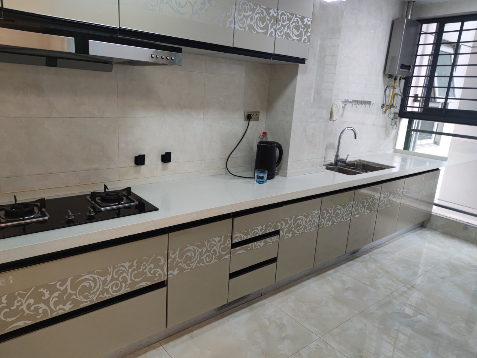 福星城精装大三房，122平，91万，新证