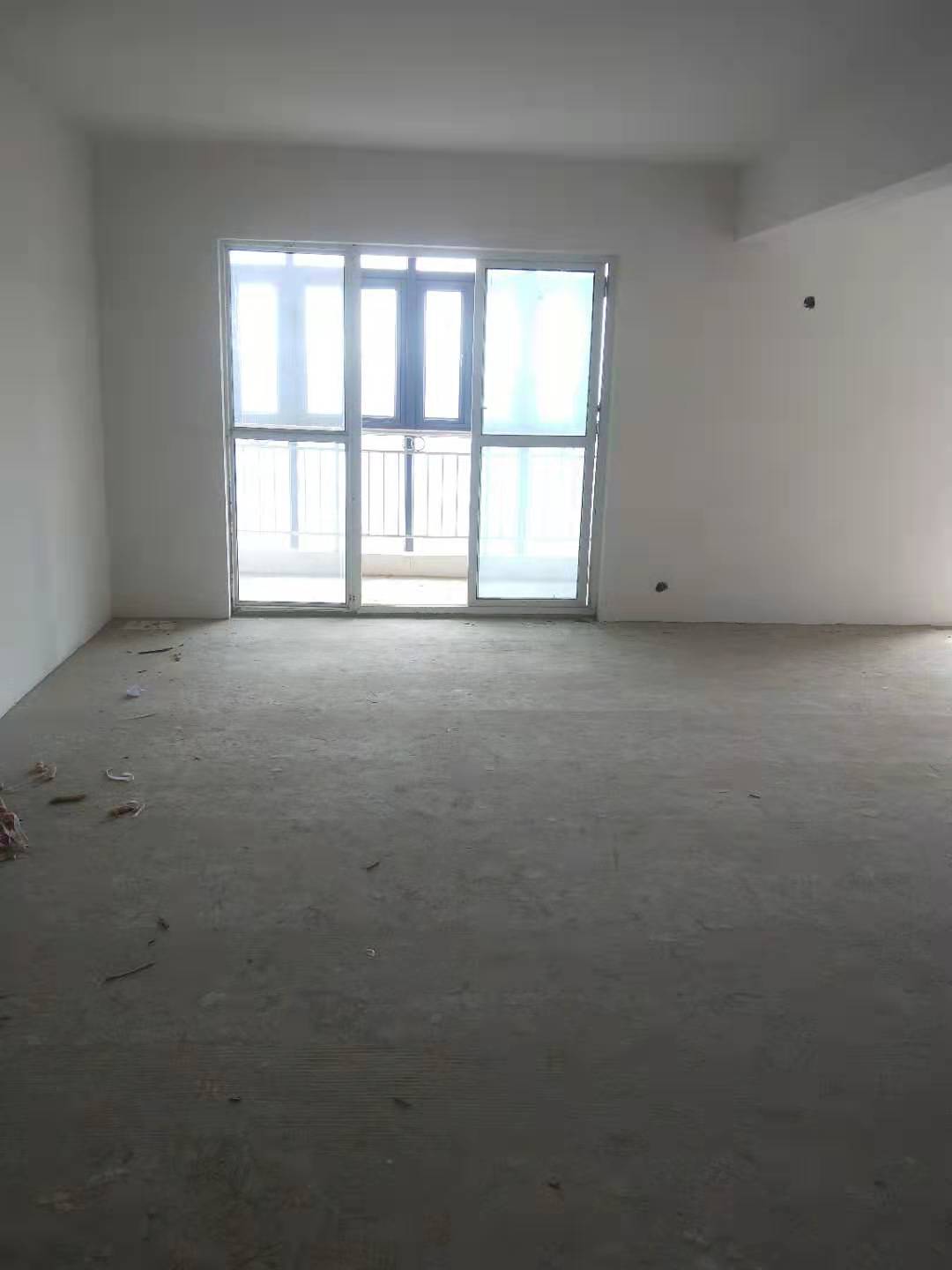 城南毛坯房5字头单价业主急售支持按揭可 过户