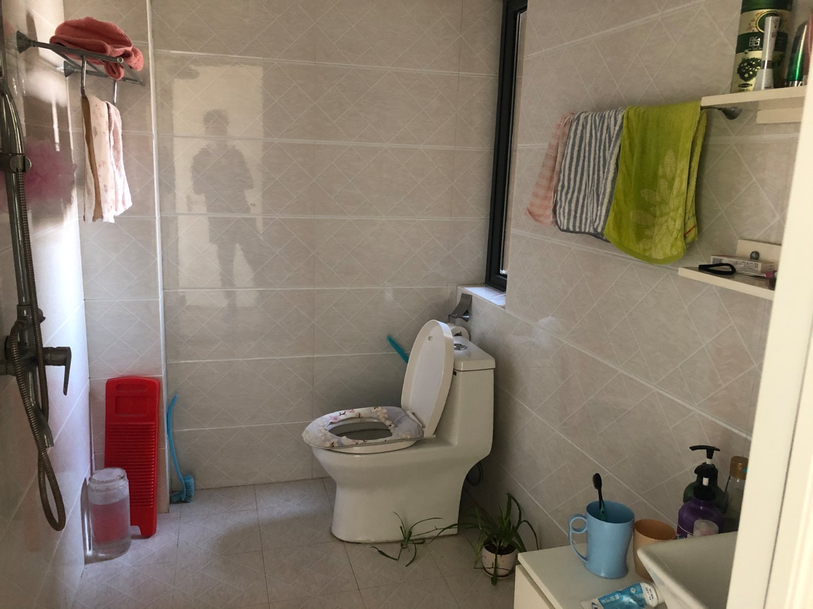 御台公馆大盘装修3房2厅2卫接受按揭采光看视野