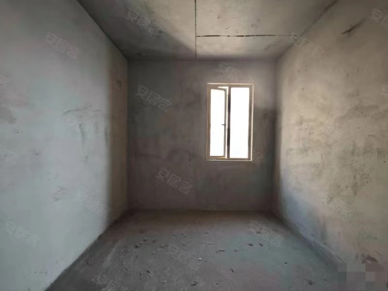 313，武商旁，单价3700，电梯房，123平，证满二，诚心出售