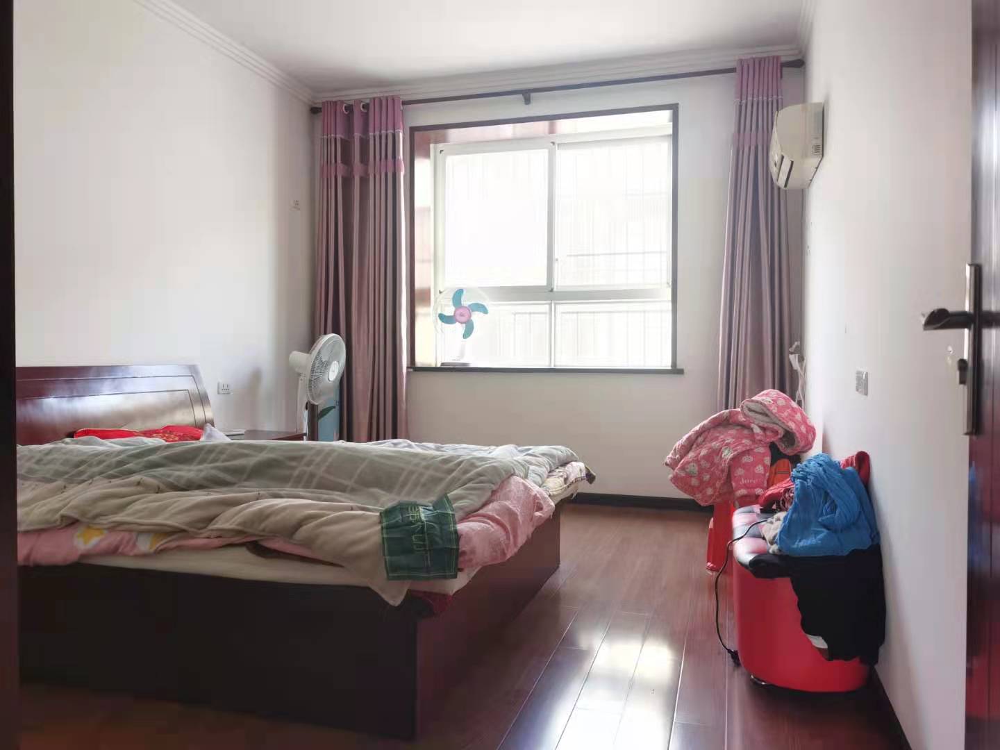 干河办事处旁祥云居大三房视野开阔南北双阳台拎包入住