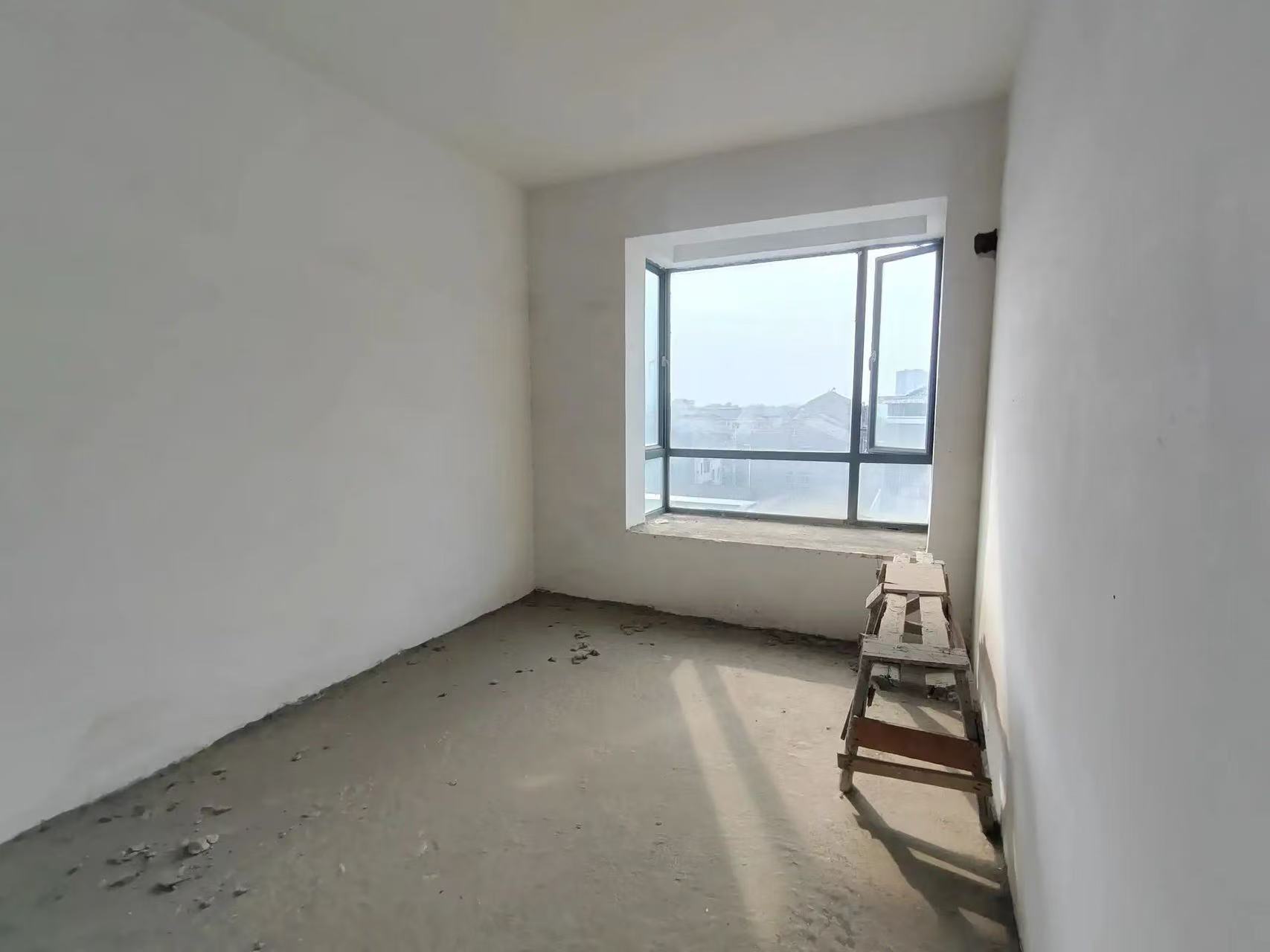 城南，新城华府，单价3200，电梯小高层，好楼层，证满二