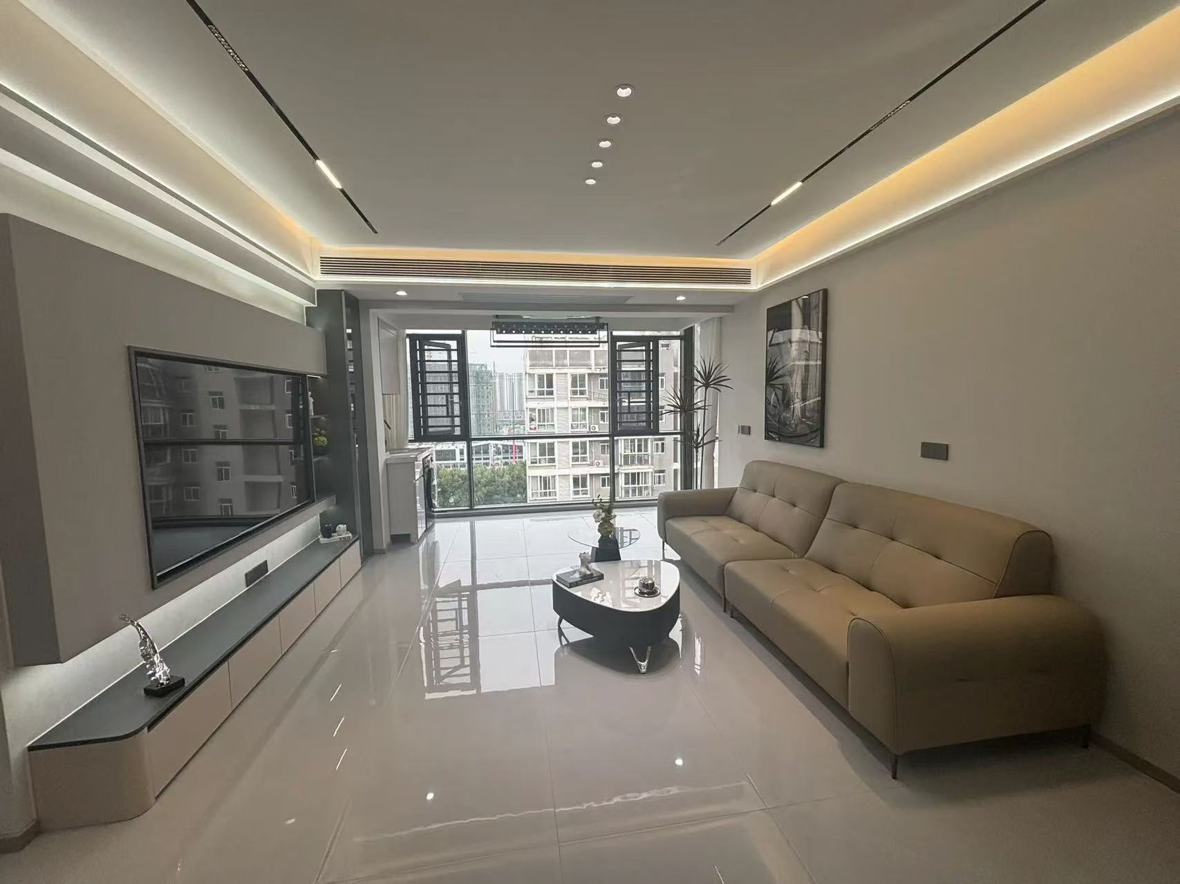 城南，元泰三中旁，汉江景苑，电梯小高层 ，精装三房，证满二