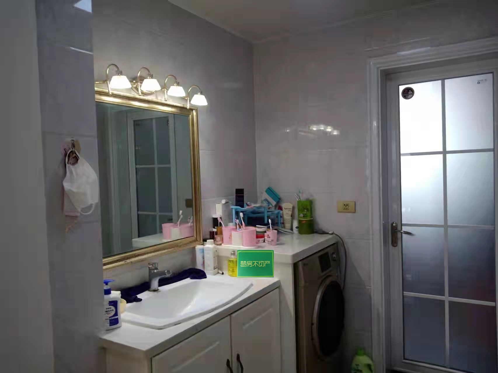 紫金城精装修南北通透双阳台税费低交通便利买菜读书方便