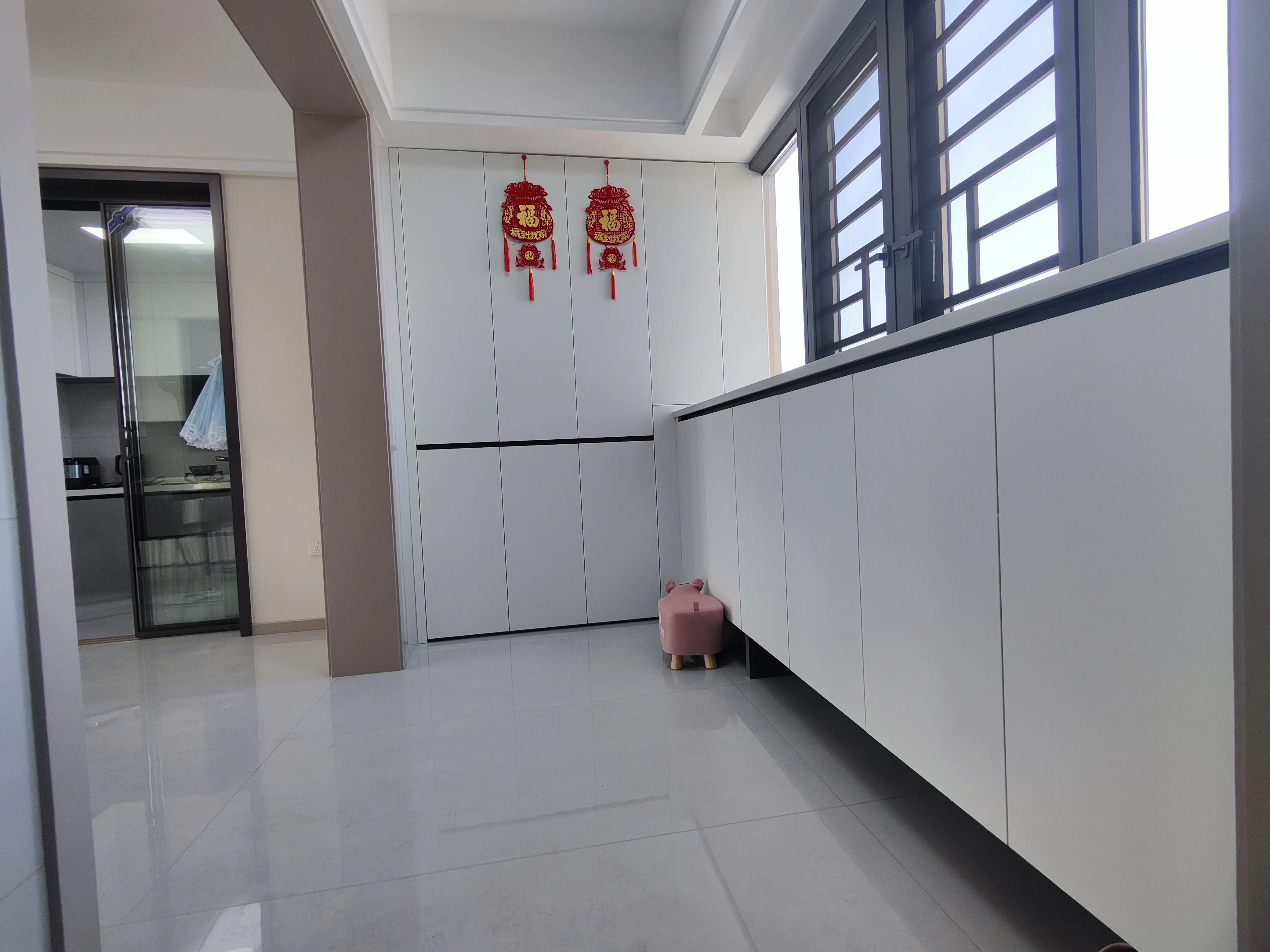 南国名珠4房2厅2卫全新精装修保养完好中高楼层优价出售