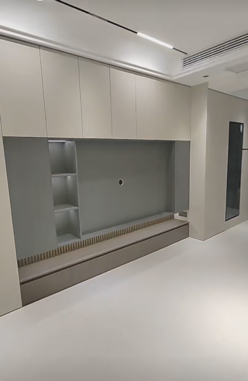 ？城南。锦绣江山望府。全新业主自装。 业主包增值税，送电梯车位 诚心出售