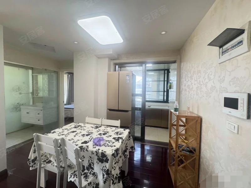 捡漏，城南，新城壹号，电梯小高层，精装2居室，诚心出售