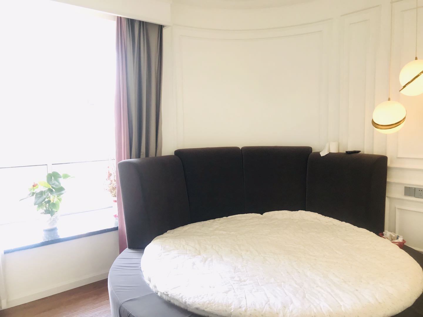 世纪雅园，精装三房两卫，小高层，好楼层，单价4千多，成色新，证满二，