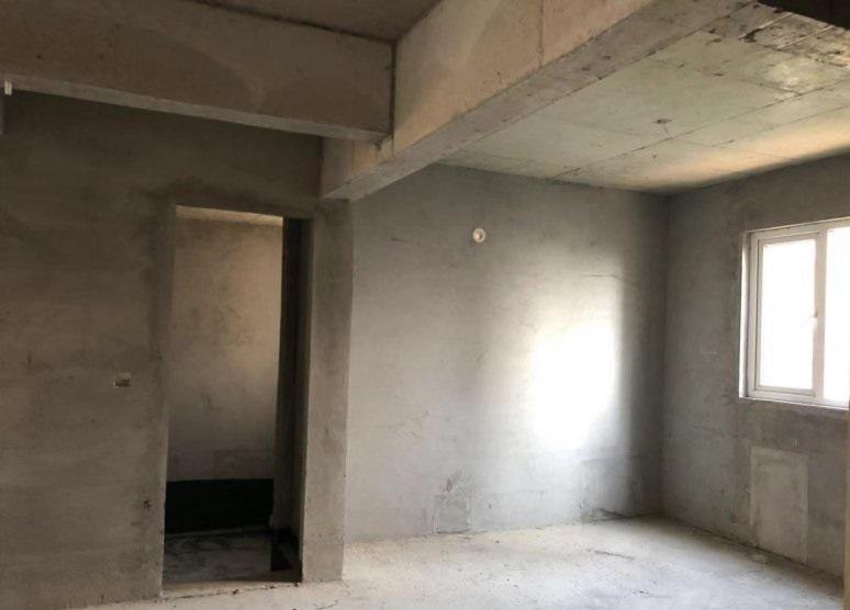 业主急售，证满二，户型方正，性价比高