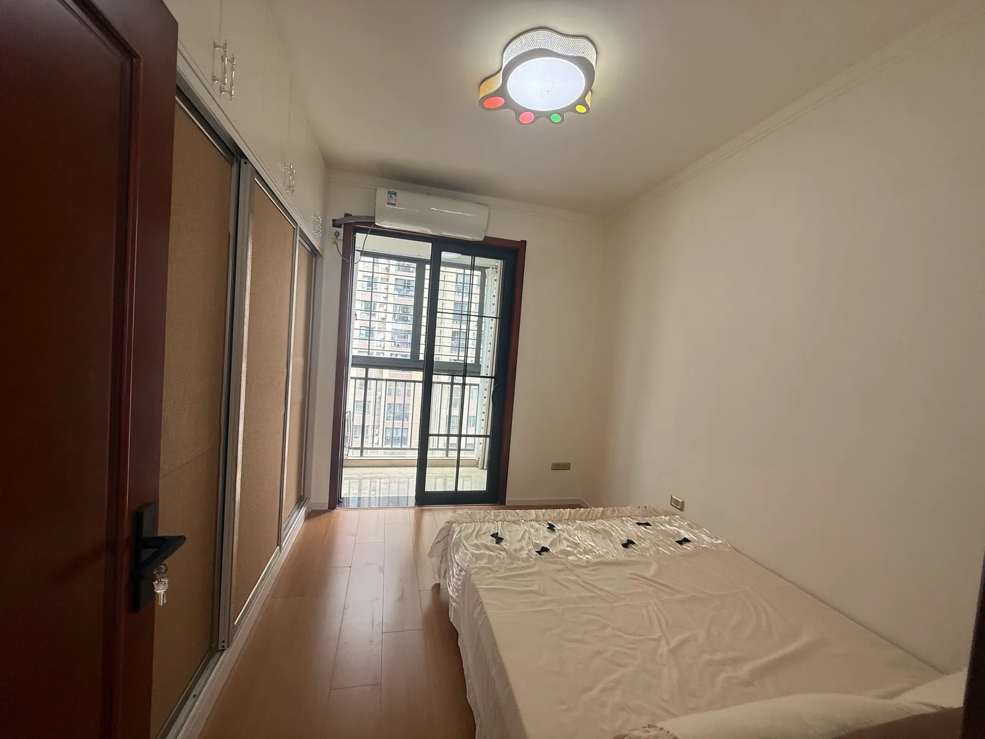 66万🔥城南书包房，全屋品牌家具家电，密码看房，满二