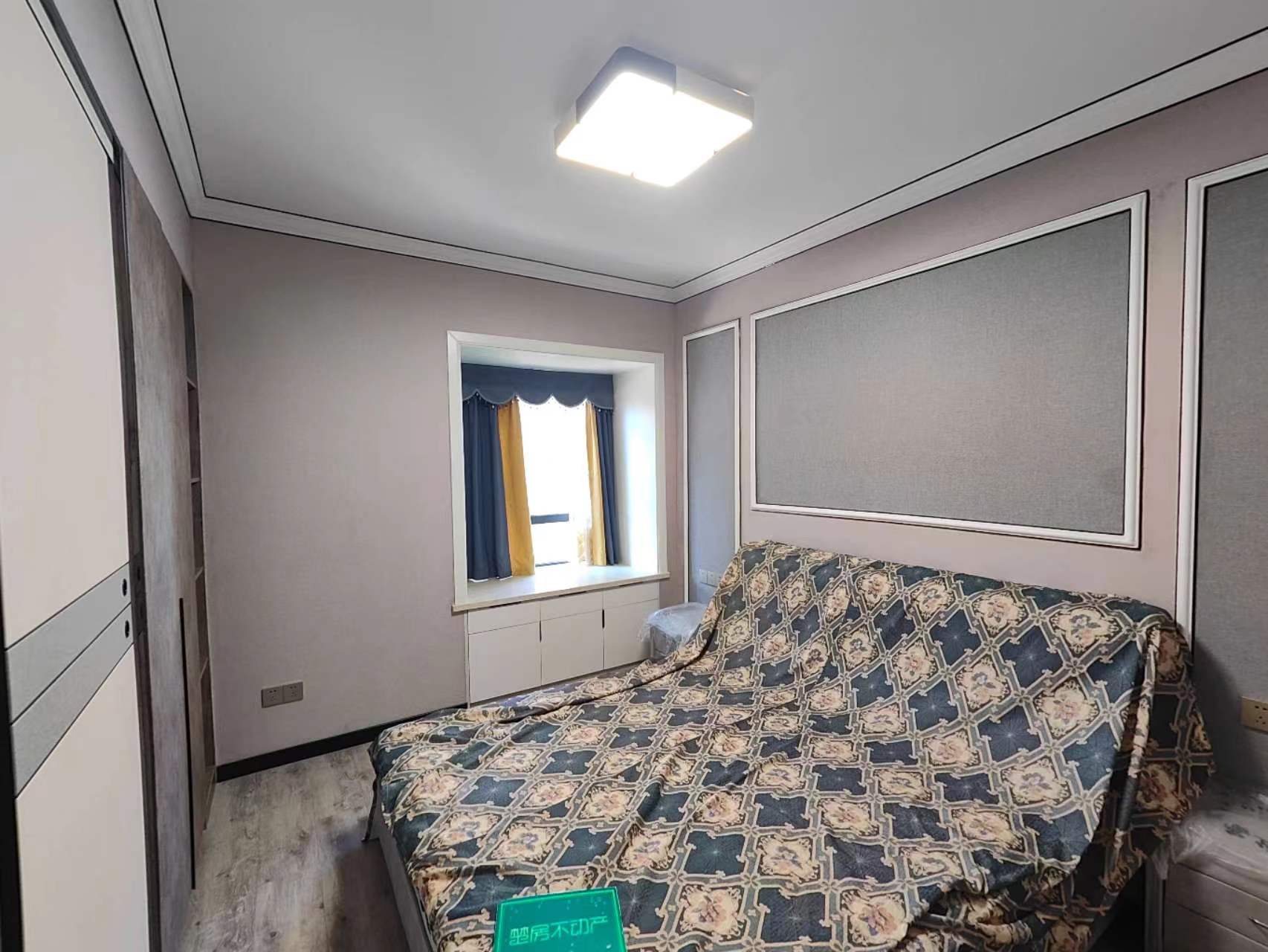 和合国际城精装大三房，边户南北通透户型方正，采光通风蛮好！