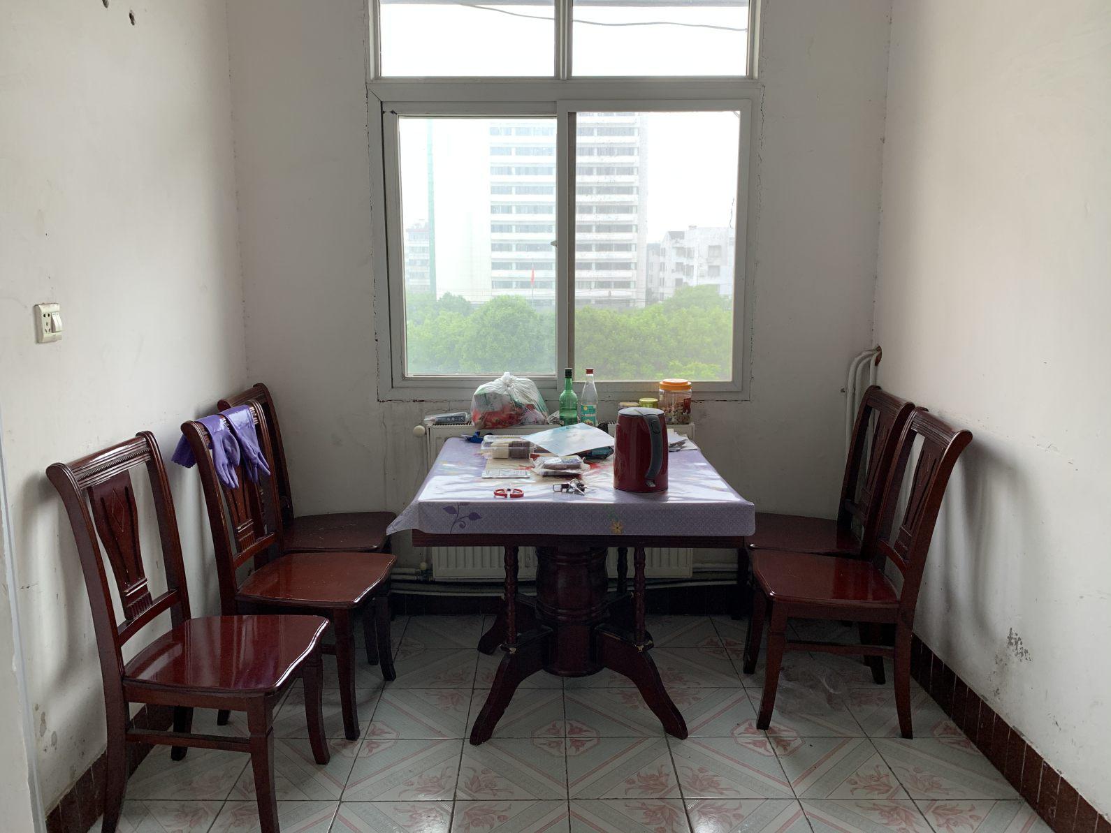 武商对面房产局宿舍90平3室2厅1卫不动产证在手