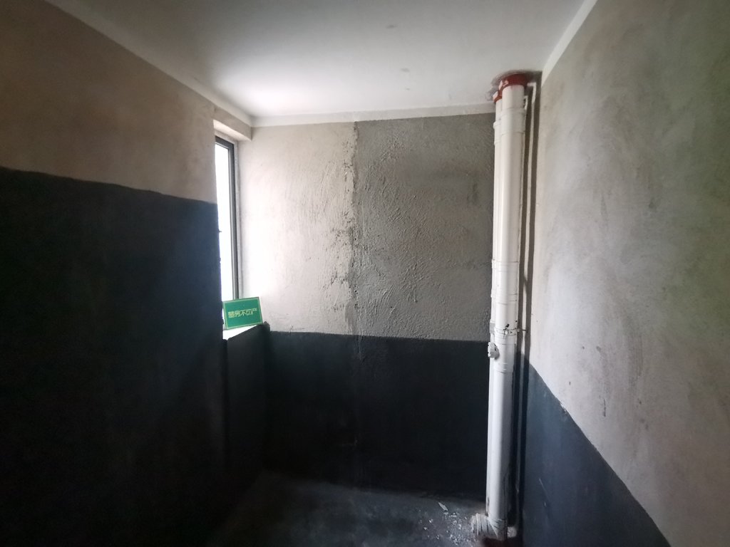 森林国际翡冷翠毛坯大三房二中旁学府好房南北通透边户房东外地置业诚心卖 看房