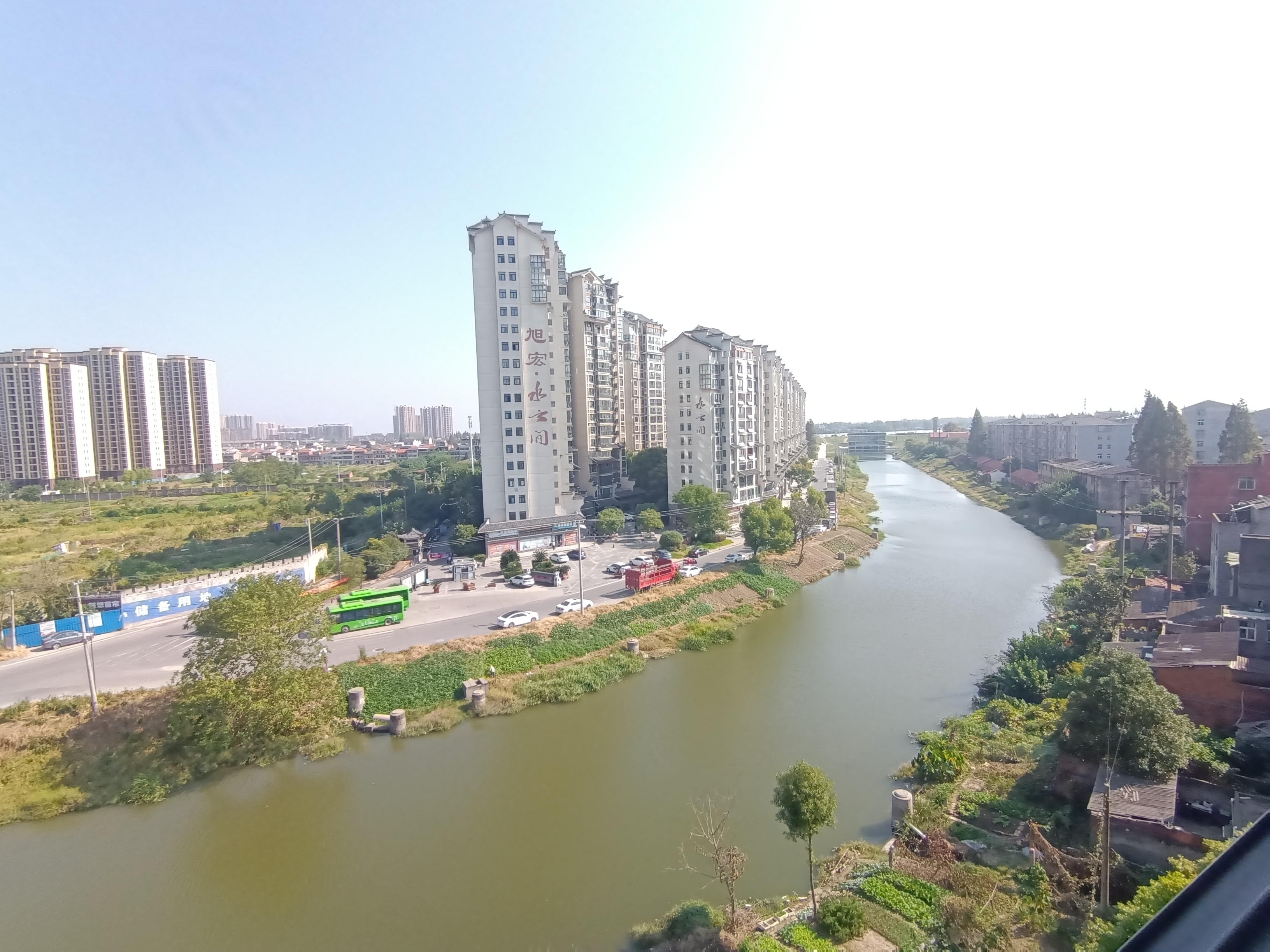 凤凰城圆电梯精装大三房新证