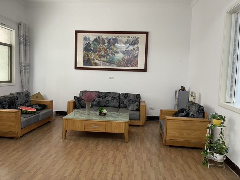 复州花园私房220平公4层，6室3卫，地段好，证满二，