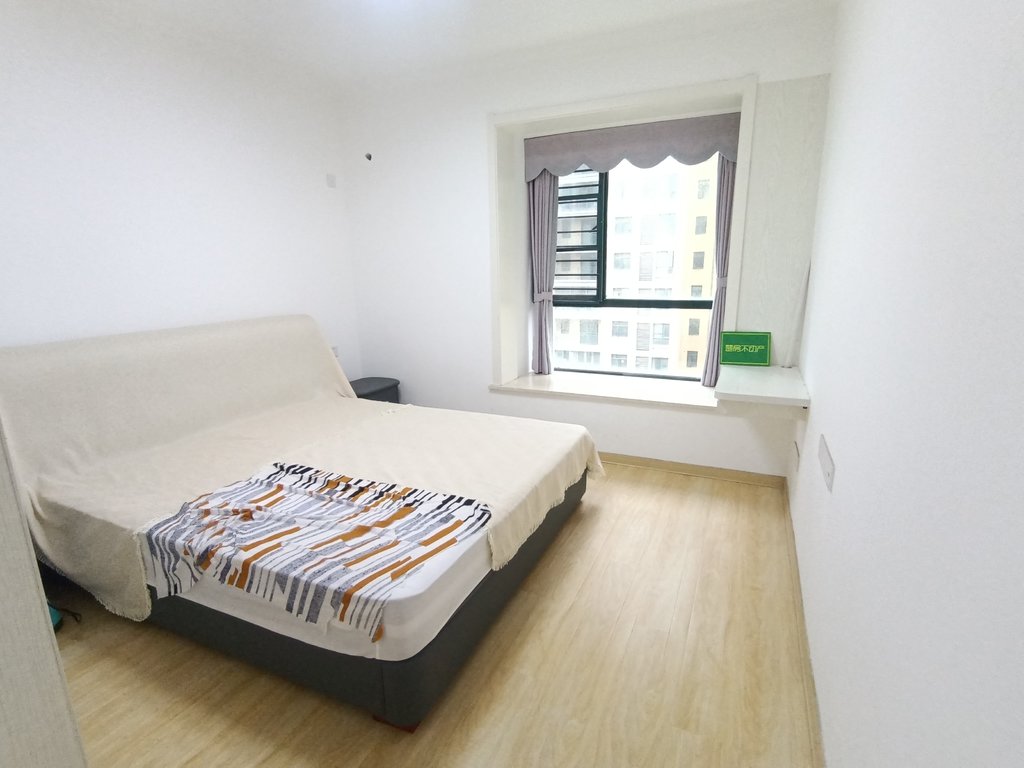 急售急售新城一号精装大三房南北通透满两年