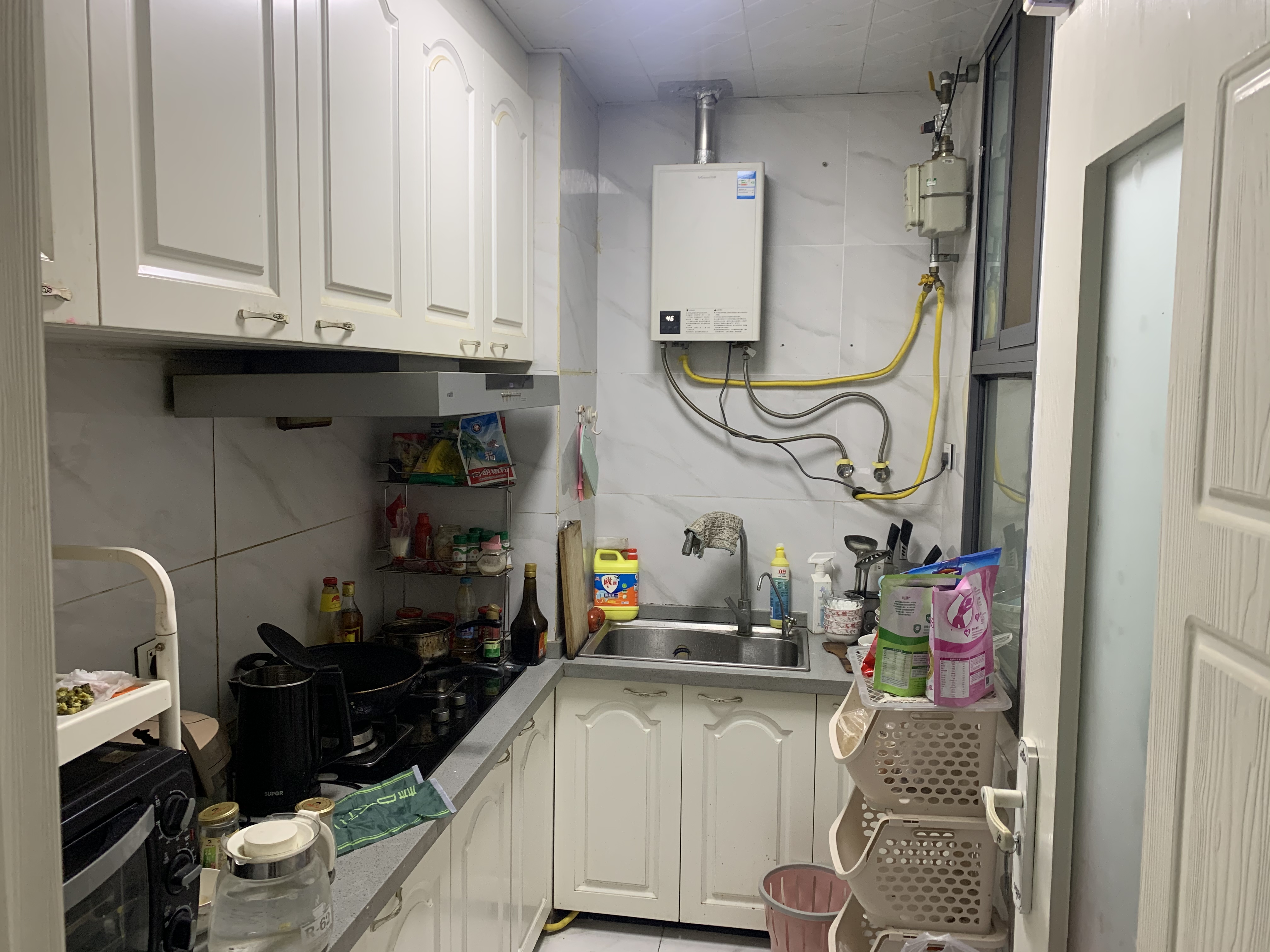 元泰未来城精装大两房装修很新没怎么住